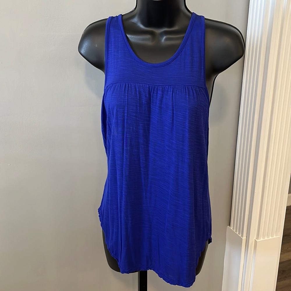 American Eagle Outfitters sz S royal blue tank w/zipper.